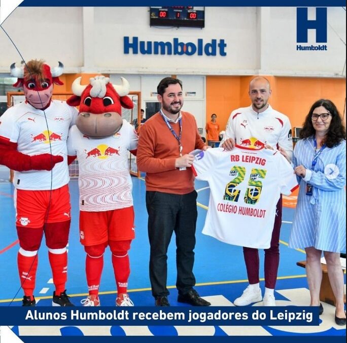 Alunos Humboldt recebem jogadores do RB Leipzig